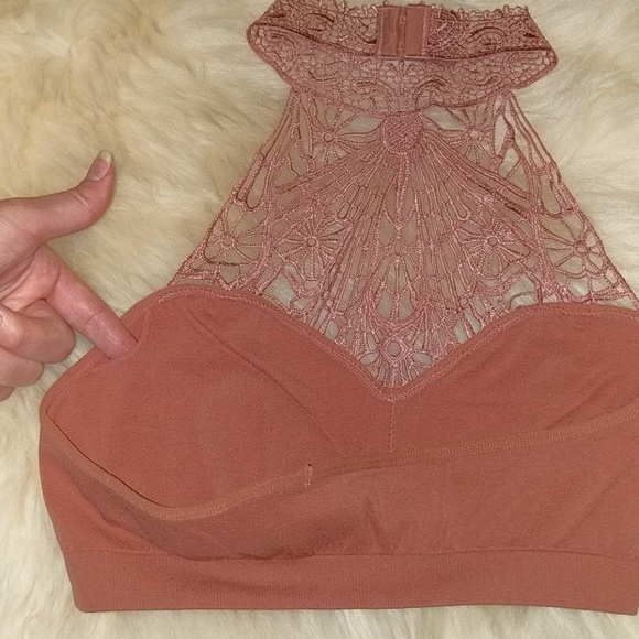 Dusty rose baroque high neck bralette - Picture 4 of 11